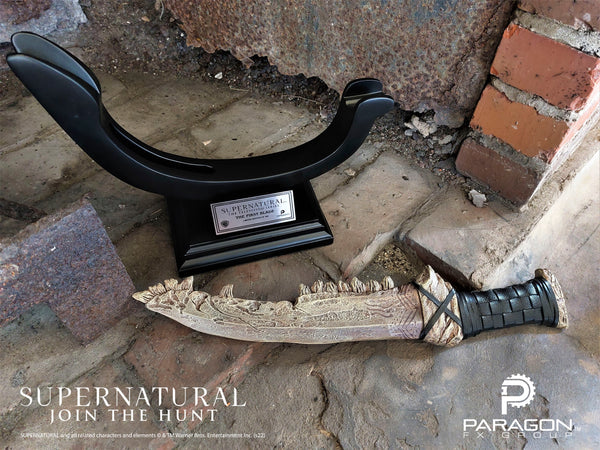 Supernatural TV Series prop replicas by Paragon FX Group. Paragon has recreated The First Blade from Supernatural using never-before-seen prop reference provided by Warner Bros. As seen displayed in Magnus’ home in season 9, this limited edition polyresin prop replica includes the pictured stand to complete its museum-quality look.