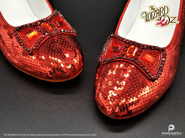 The Wizard of Oz movie prop replicas by Paragon FX Group. Fully licensed by Warner Brothers, Dorothy's Ruby Slipper replicas are perfect for any Wizard of Oz fan or collection. These museum-quality props are limited edition.