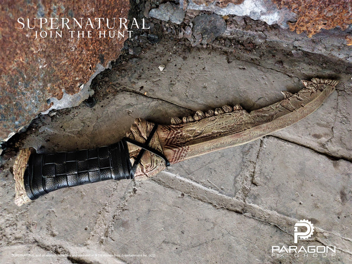 Supernatural TV Series prop replicas by Paragon FX Group. Paragon has recreated The First Blade from Supernatural using never-before-seen prop reference provided by Warner Bros. As seen displayed in Magnus’ home in season 9, this limited edition polyresin prop replica includes the pictured stand to complete its museum-quality look.