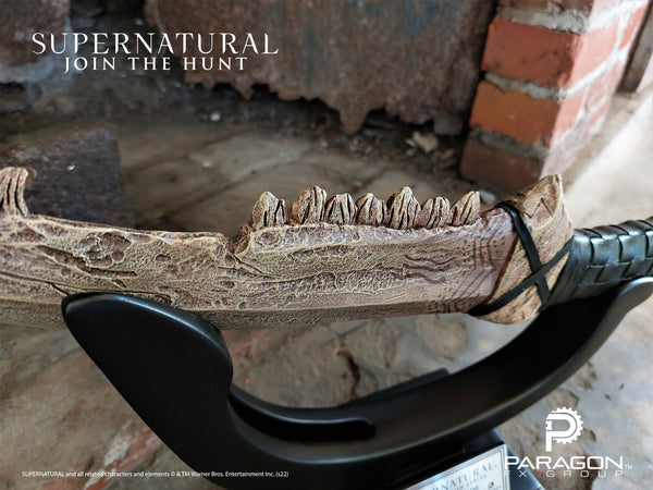 Supernatural TV Series prop replicas by Paragon FX Group. Paragon has recreated The First Blade from Supernatural using never-before-seen prop reference provided by Warner Bros. As seen displayed in Magnus’ home in season 9, this limited edition polyresin prop replica includes the pictured stand to complete its museum-quality look.