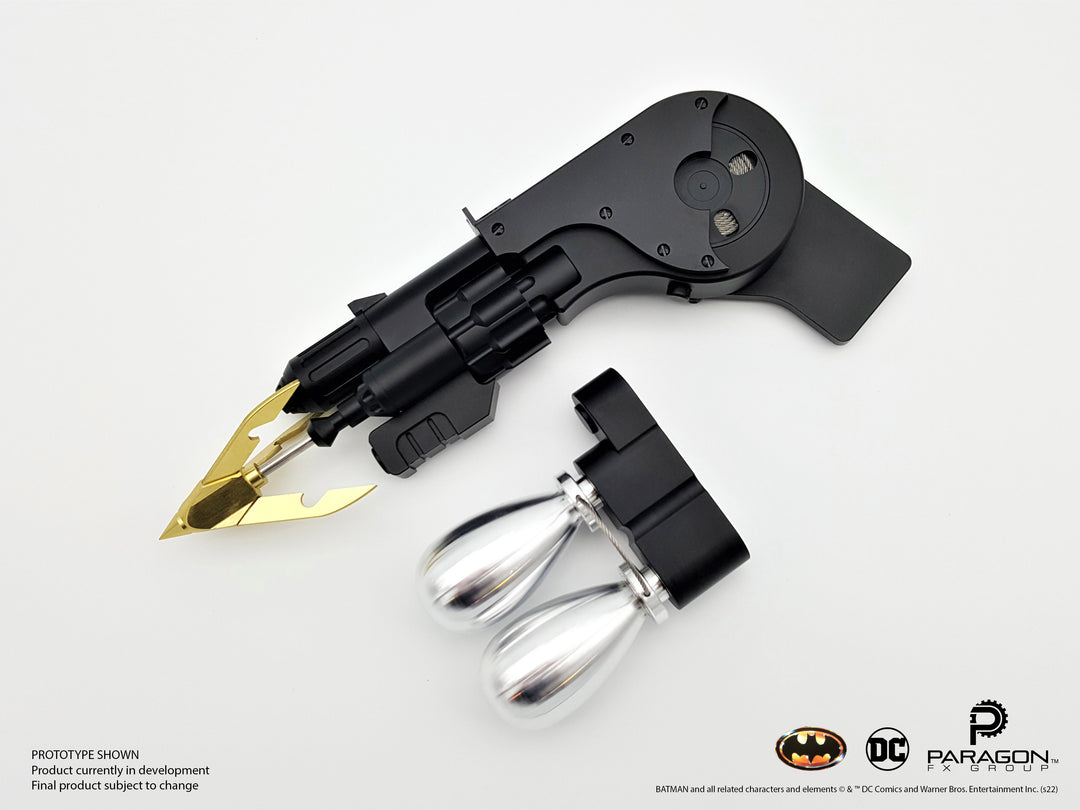 batman grappling hook weight support Batman (1989) Modular Utility Grapnel Set